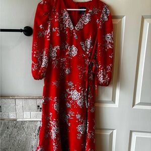 Vince Camuto Red and White Floral 3/4 Sleeve Dress